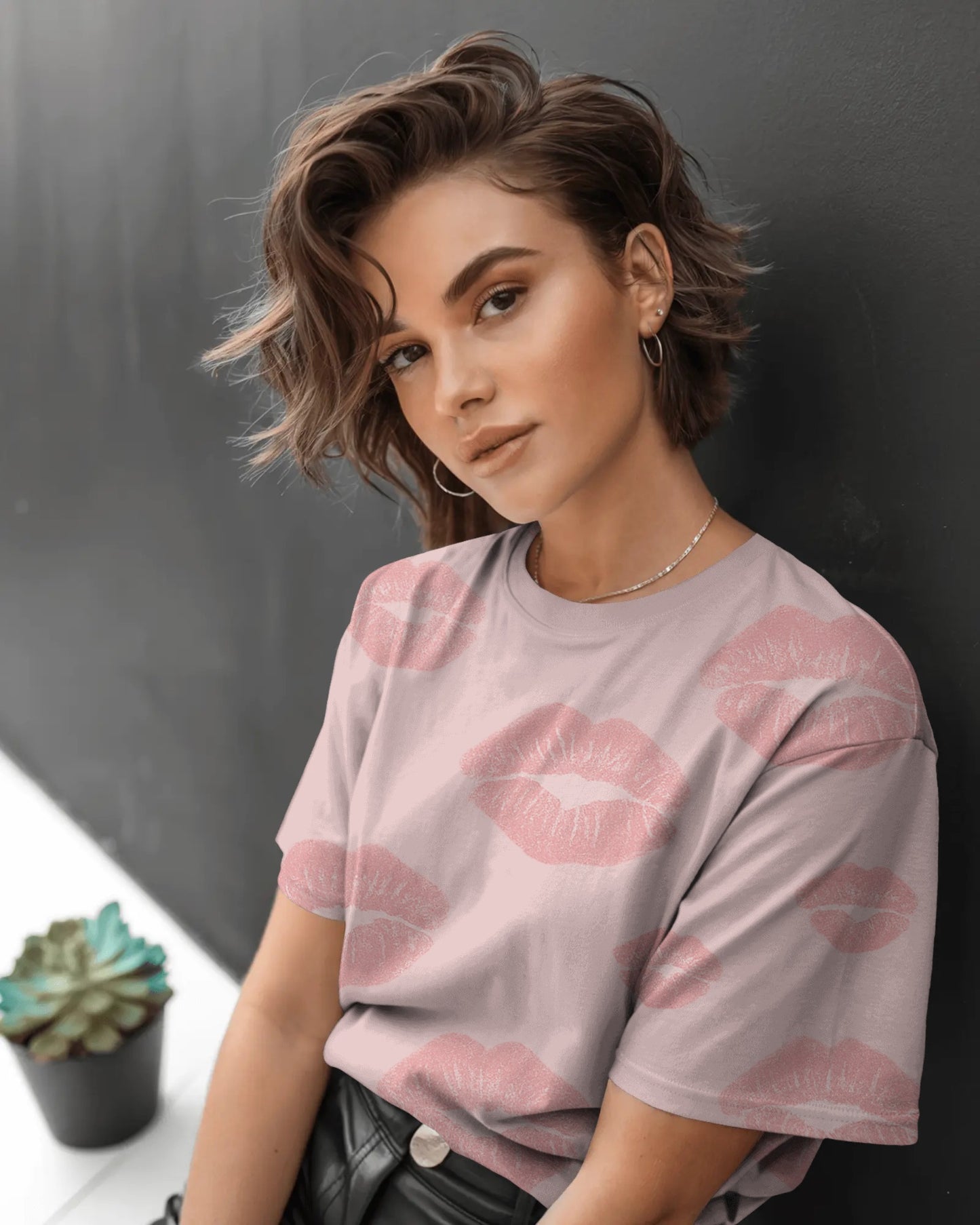 Seal with a Kiss Oversized Tee (Unisex)